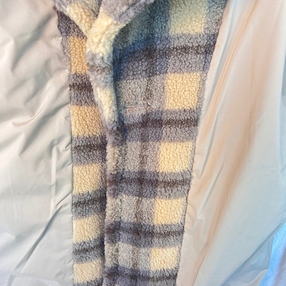 Kendall + Kylie Faux Fur Plaid Teddy Coat L - Picture 12 of 13